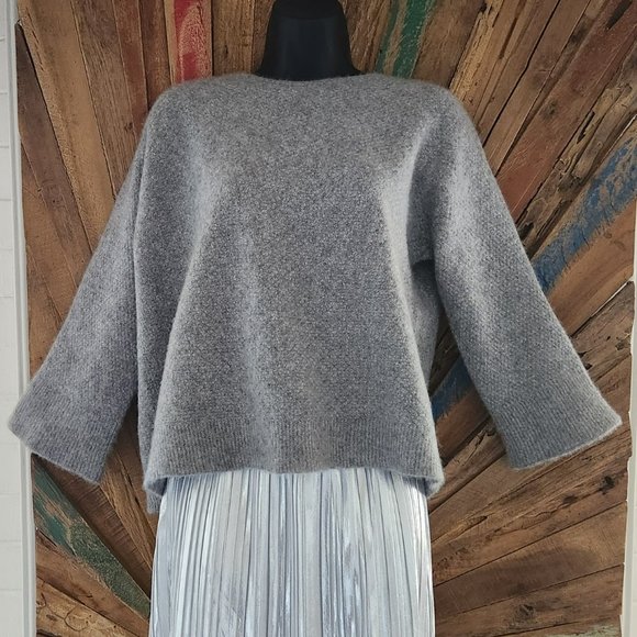 The Row Sweaters - The Row seamless gray cropped textured knit cashmere sweater Sz S Made in USA